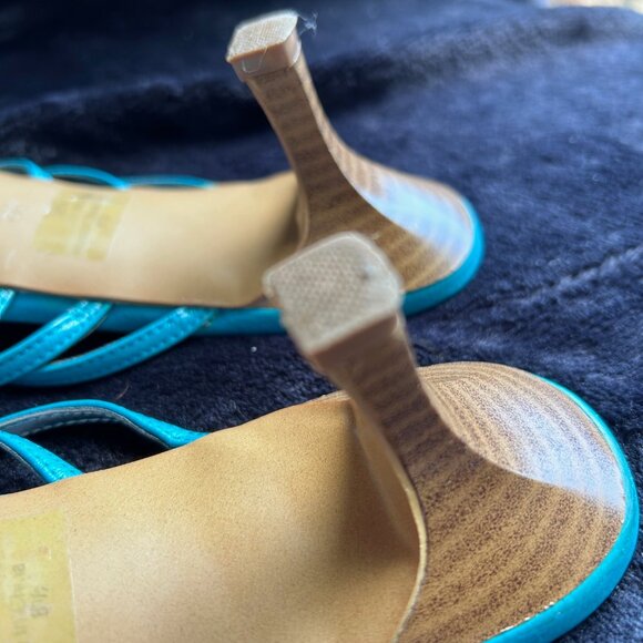 Turquoise Kitten heel thong sandals Size 8.5 - Picture 9 of 10